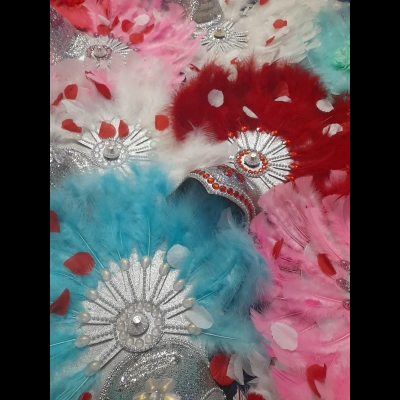 TOCADO RIO PLUMAS LED