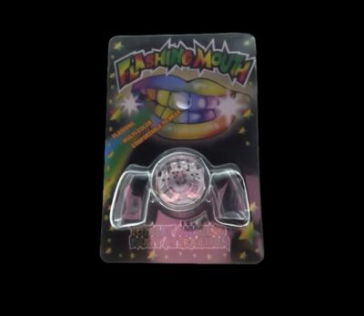DIENTES BUCAL LUMINOSO