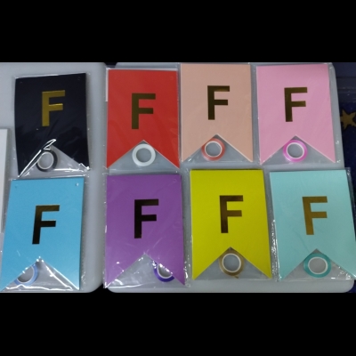 COMBO CUMPLE CORTINA METALIZADA Y BANDERIN