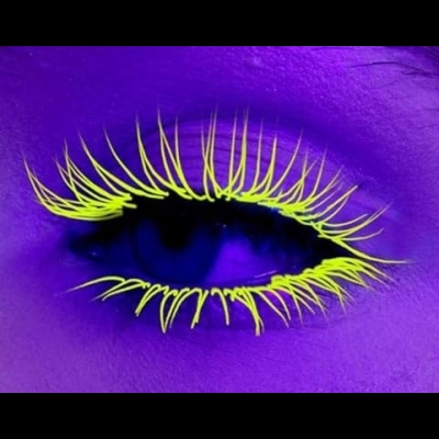 MASCARA DE PESTAÑAS FLUO