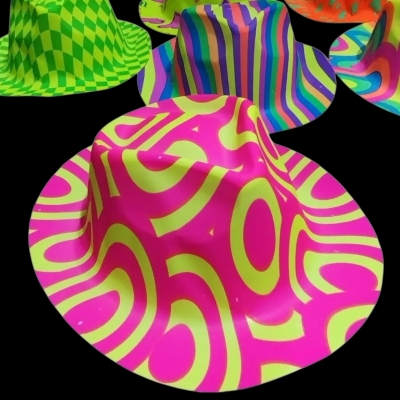 SOMBRERO COWBOY PLÁSTICO ESTAMPADO