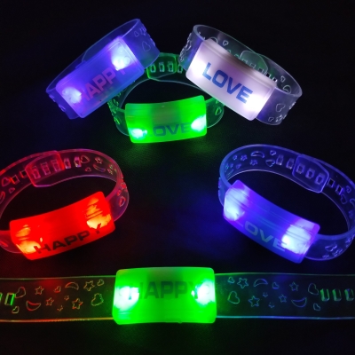 PULSERA HAPPY LOVE LED