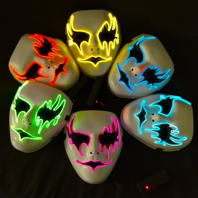 MÁSCARA NEON LED CON PILAS